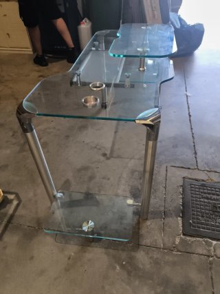 Mesa de estudio cristal y metal