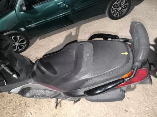 Moto Scooter Negra