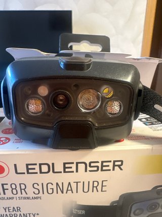 Linterna Ledlenser HF8R Signature