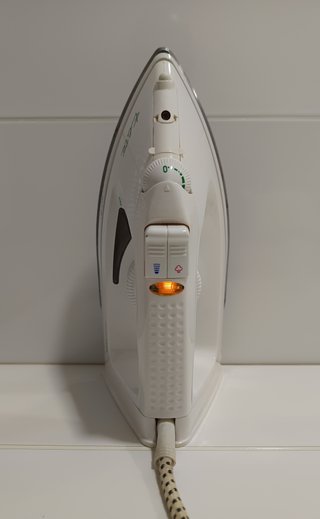 Plancha de Ropa JATA Elite