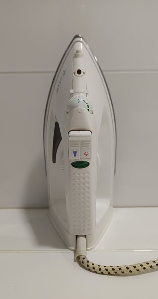 Plancha de Ropa JATA Elite