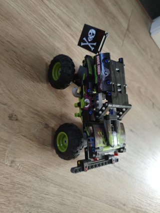 2 Coches Lego Monster Truck