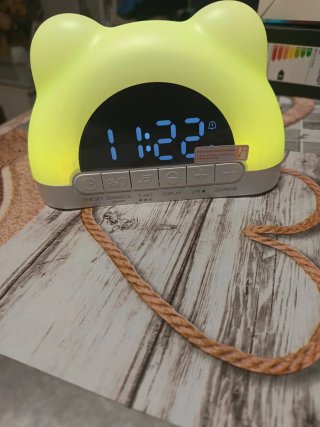 Reloj despertador infantil digital