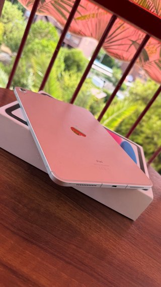 iPad Air 10ª Gen 10.9 pulgadas, 64GB