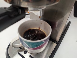 Cafetera Cecotec Cafelizzia 790 Steel Funciona