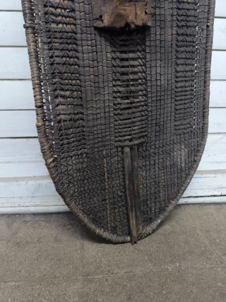 Escudo antiguo tribal Congo. Mongo.