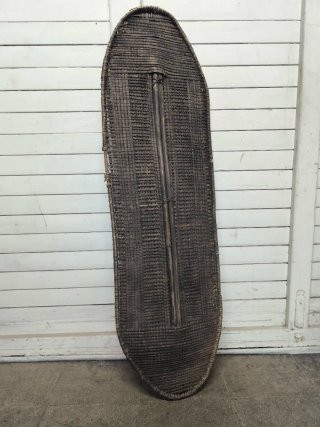 Escudo antiguo tribal Congo. Mongo.