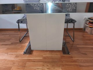 Mesa Diseño + 4 Sillas Comedor