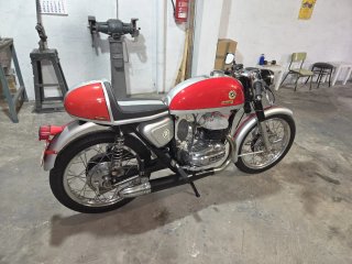 Bultaco Metralla Mk2 Roja y Plata