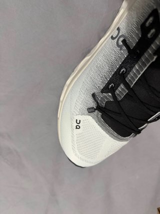 Zapatillas On Running Cloud Talla 42