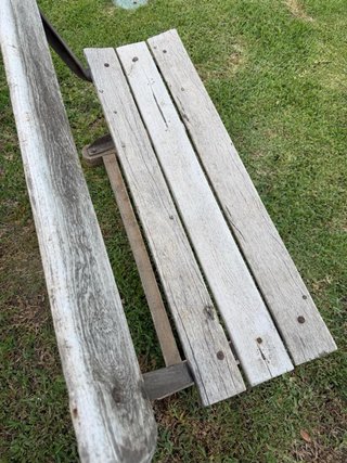 Banco de jardin madera antiguo