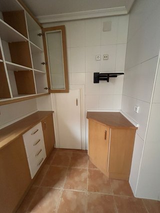 Cocina completa madera y cristal