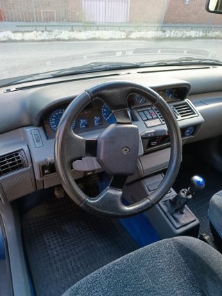 Renault Clio 1994
