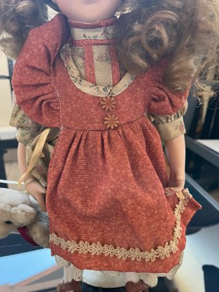 Bambola vintage porcellana da collezione