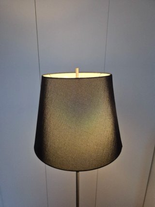 Lámpara de pie IKEA moderna
