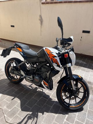 KTM Duke 125 motor averiado