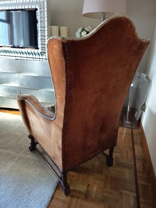 Sillón Orejero Antiguo Tapizado