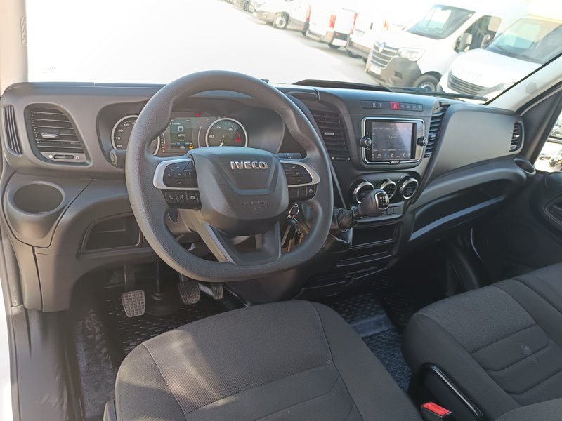 Iveco Daily 2023, foto 16