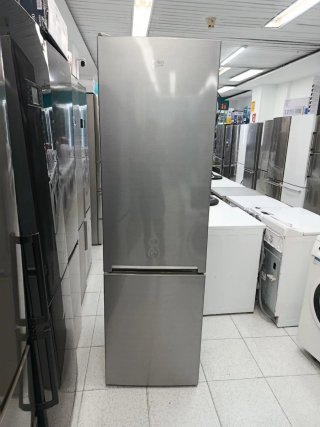 Nevera Beko Combi nofrost Clase A+++