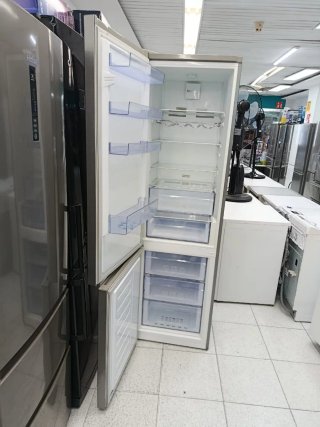 Nevera Beko Combi nofrost Clase A+++