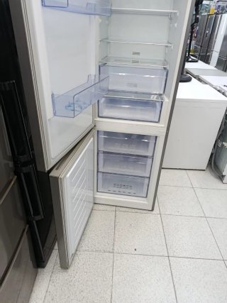 Nevera Beko Combi nofrost Clase A+++