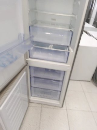 Nevera Beko Combi nofrost Clase A+++