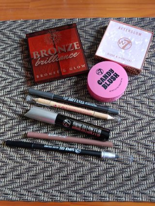 Lote Maquillaje W7: Bronce, Blush y Delineadores