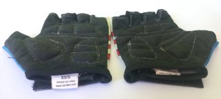 Casco y guantes bici niños