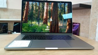 MacBook Pro 15'' 2019 I7-9750H 16GB RAM SSD 500GB