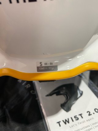 Casco Airoh Twist 2.0 lift White gloss