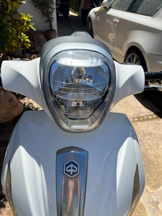 Piaggio Beverly 350 Sport Touring