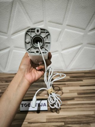 Cámara Exterior Alarm.com V723X