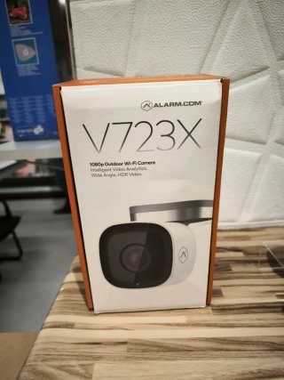 Cámara Exterior Alarm.com V723X