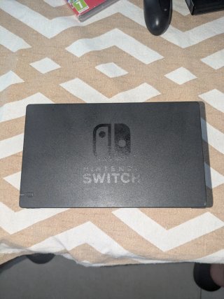 Nintendo Switch Estándar Azul/Rojo + Accesorios