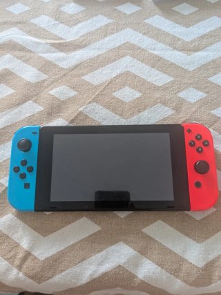 Nintendo Switch Estándar Azul/Rojo + Accesorios