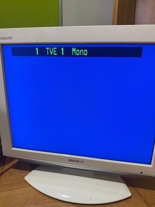Monitor Sharp Aquos Blanco