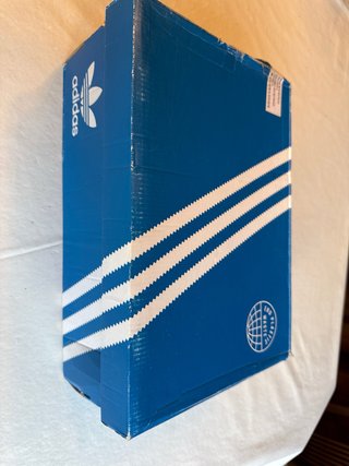 Zapatillas Forum Mid Adidas Blancas y Rojas
