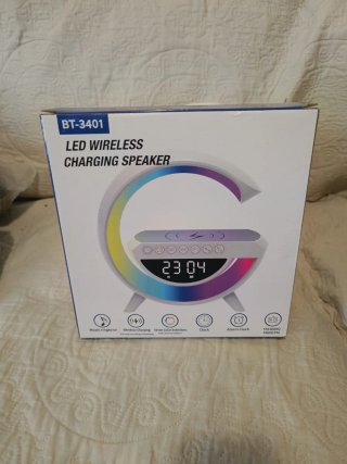 Altavoz Carga Inalámbrica LED BT-3401
