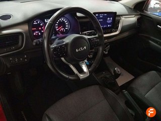 Kia Stonic 1.0 T-GDi 74kW (100CV) MHEV iMT Concept
