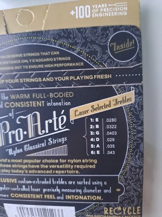 Cejilla y Cuerdas D'Addario Pro-Arte EJ45