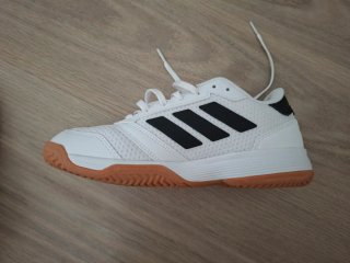 Zapatillas Adidas Ligra 8 K Talla 38 2/3 - NUEVAS