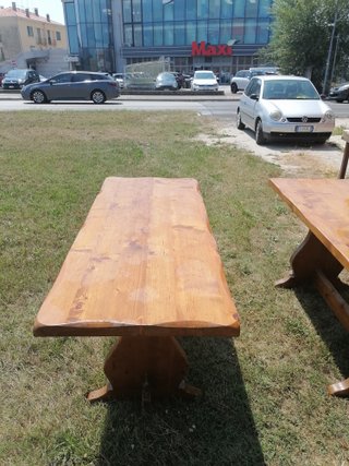 2 Tavoli Legno Massello Come Nuovi