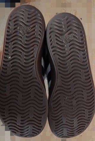 Lote 2 pares: Botas Zara y Zapatillas Adidas T33