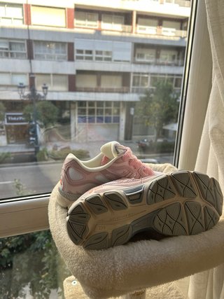 Zapatillas ASICS Running Rosas y Blancas