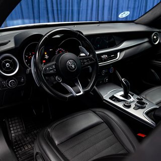 Alfa Romeo Stelvio 2022