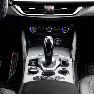 Alfa Romeo Stelvio 2022
