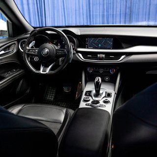 Alfa Romeo Stelvio 2022