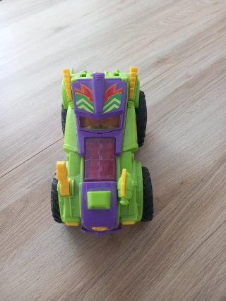 Coche atrapa Superthings