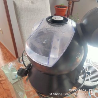Cafetera Dolce Gusto Krups Negra