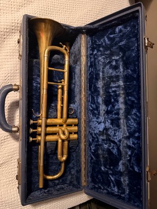 Trompeta Selmer DeVille con maletín
